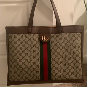 GUCCI Ophidia soft GG Supreme medium tote